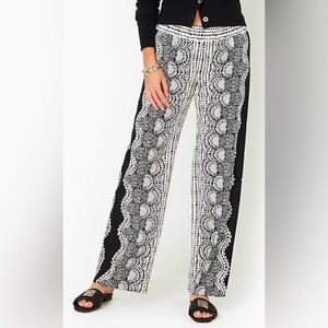 Lilly Pulitzer Bal Harbour palazzo pants black white pattern flowy loose light